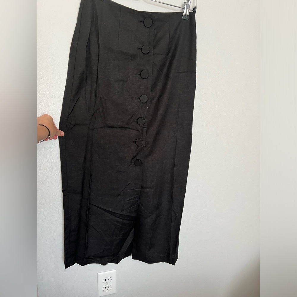 Solid Linen Button Maxi Skirt - Picture 3 of 3